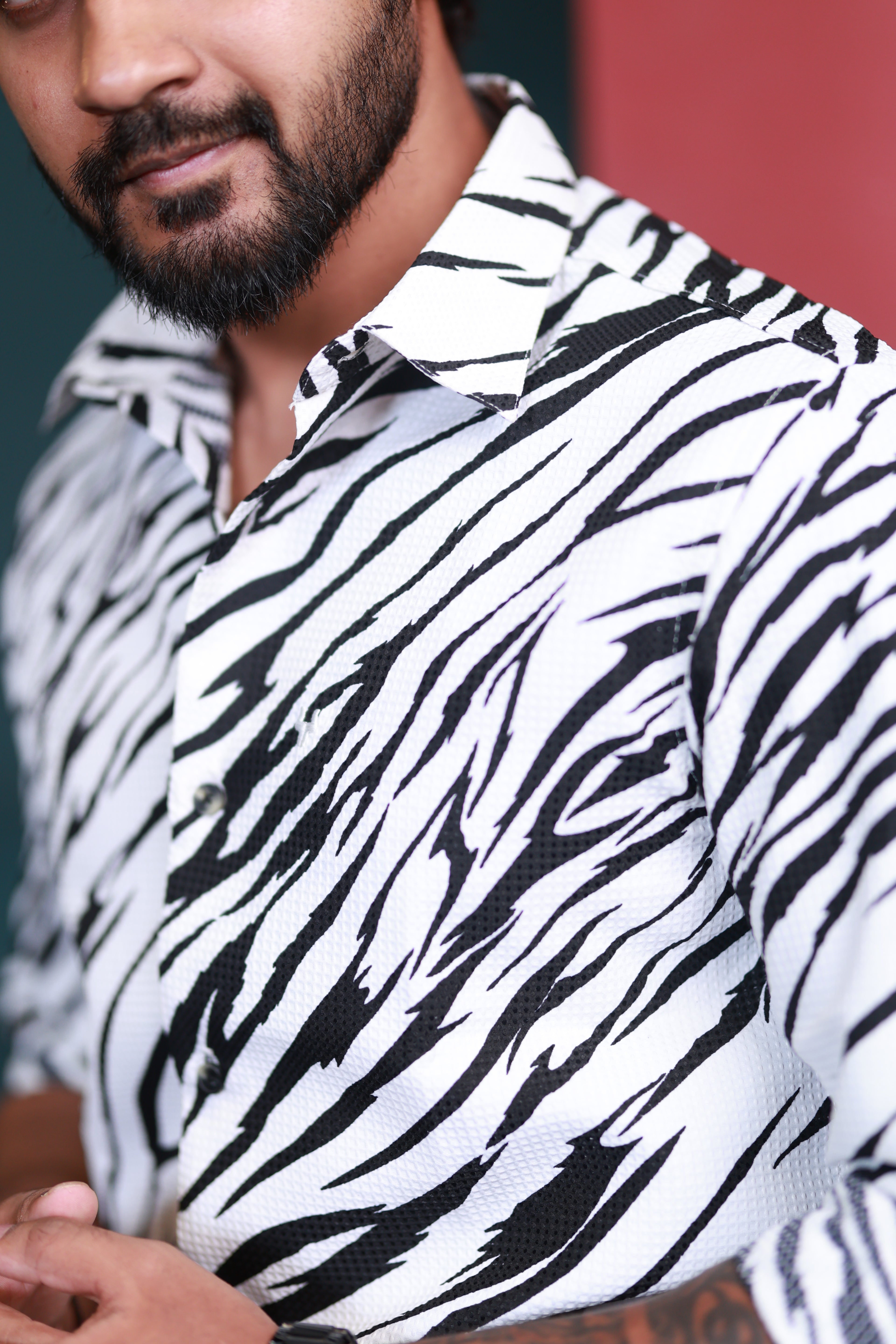 Ripple White Popcorn Textured Shirt